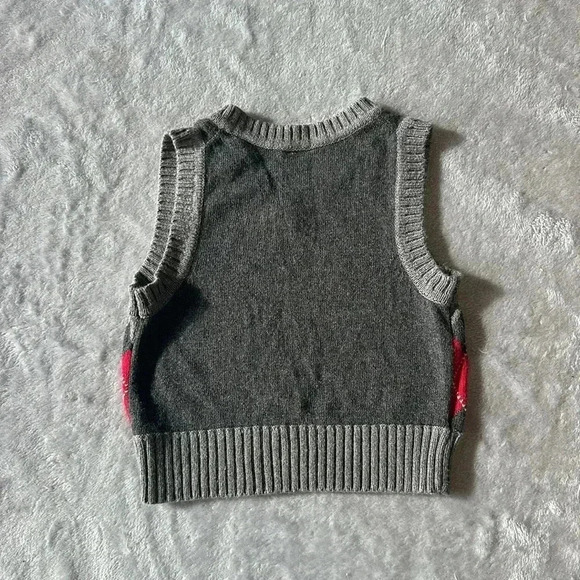 GAP - knit rayon blend vest with argyle pattern.  Size 0-3 months - Picture 4 of 4